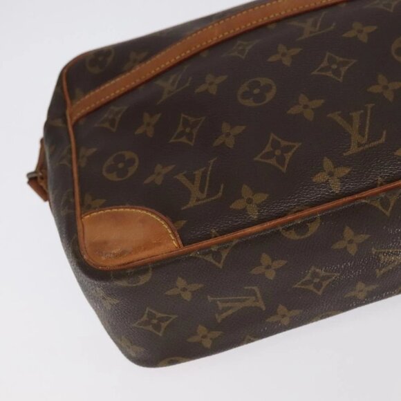 LOUIS VUITTON Monogram Trocadero 30 Shoulder Bag - Picture 5 of 16